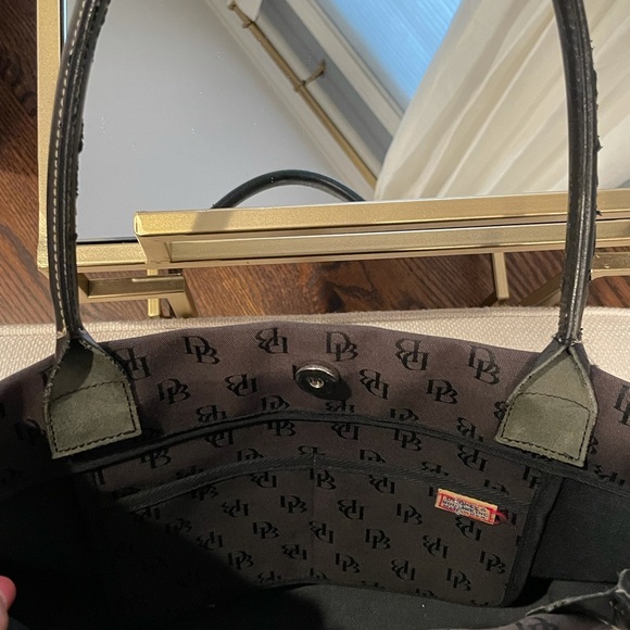 Dooney & Bourke black signature tote - Picture 2 of 3